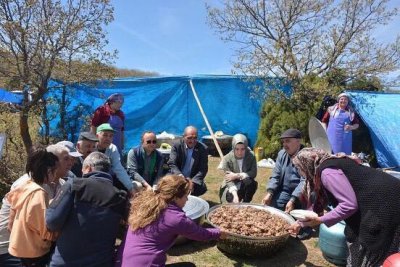 Ahmet Üryan Tekkesinde Yağmur Duasına çıkıldı. 171